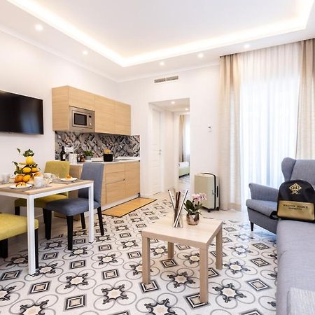Maison Marie Deluxe Apartment Соренто Екстериор снимка