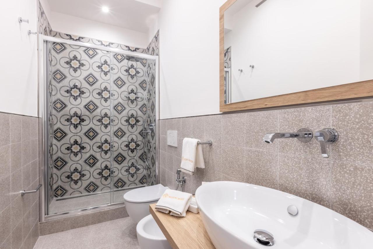 Maison Marie Deluxe Apartment Соренто Екстериор снимка