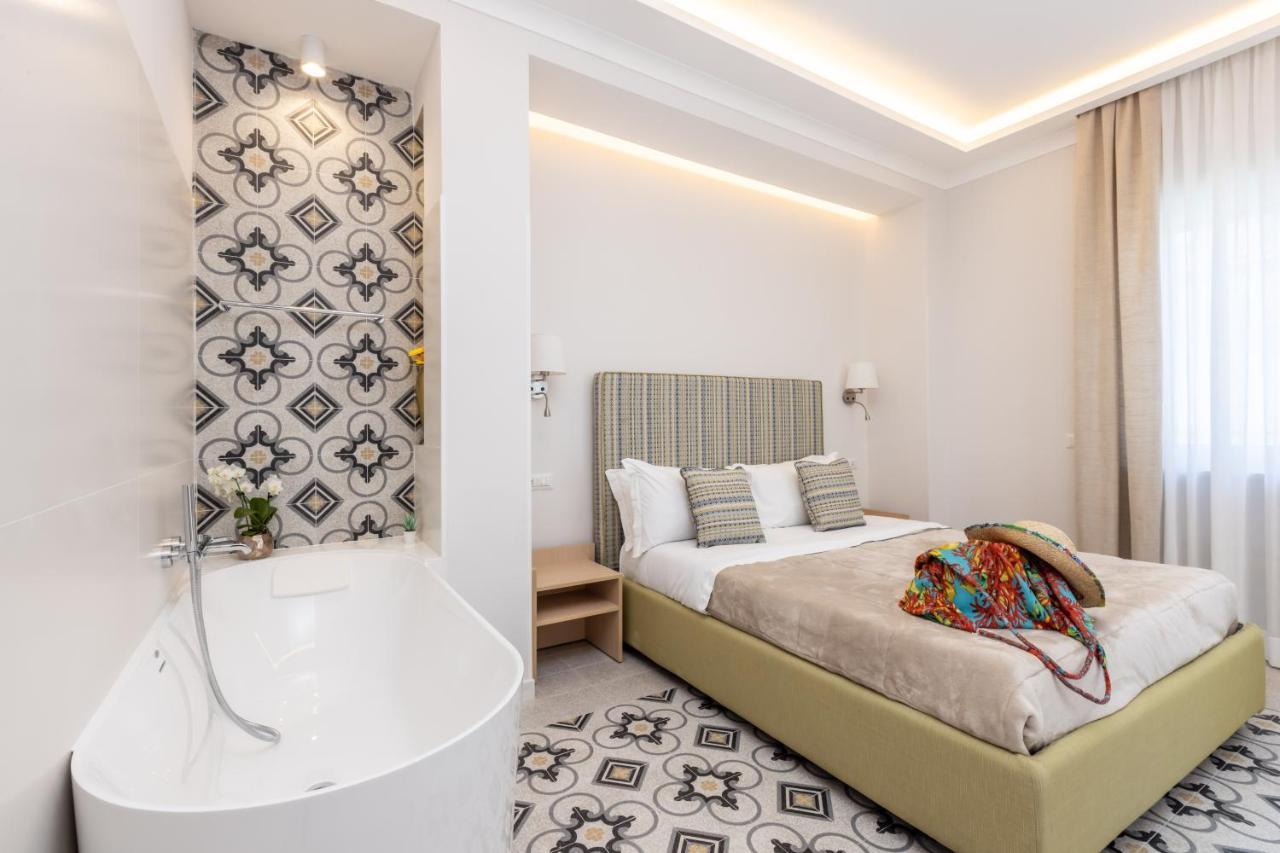 Maison Marie Deluxe Apartment Соренто Екстериор снимка